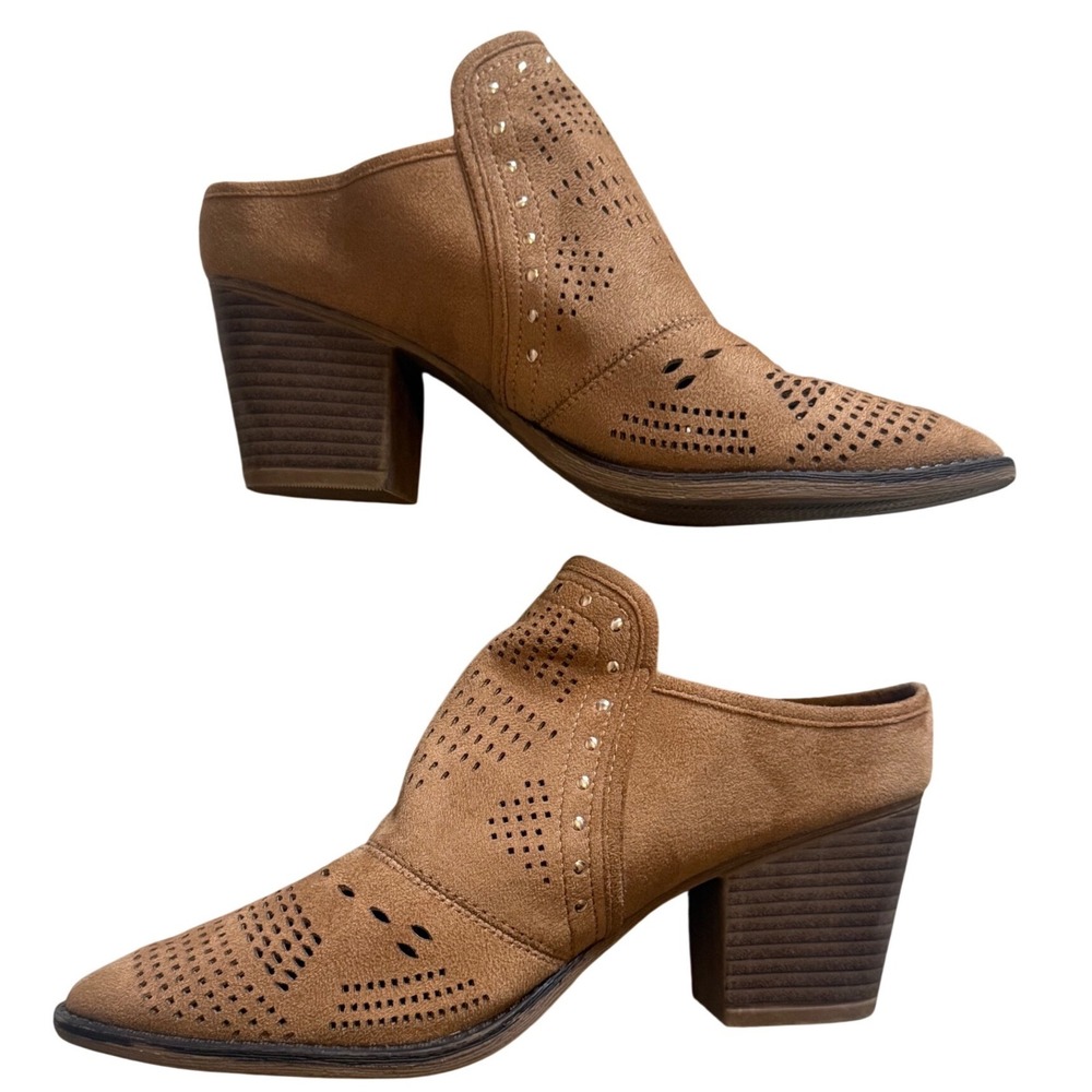 Maurices 7.5M Camel Tan Suede Perforated Mule Heels Western Studded-Pre-Loved